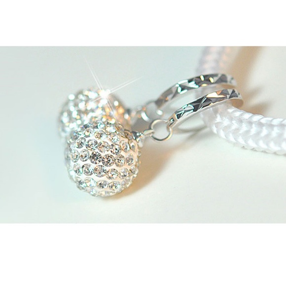 Pierced Diamond Earrings - Picture 5 of 5